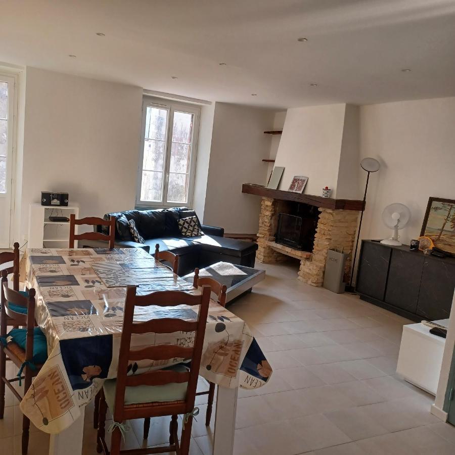 Maison De Village Entre Estuaire Et Ocean Saint-Yzans-de-Médoc المظهر الخارجي الصورة